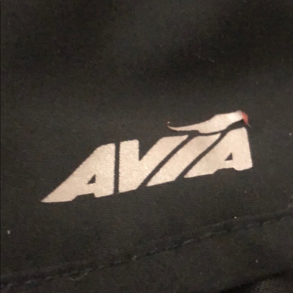 Shorts - Picture 2 of 4